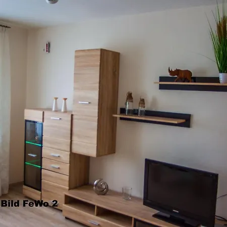 Arnold Apartment *